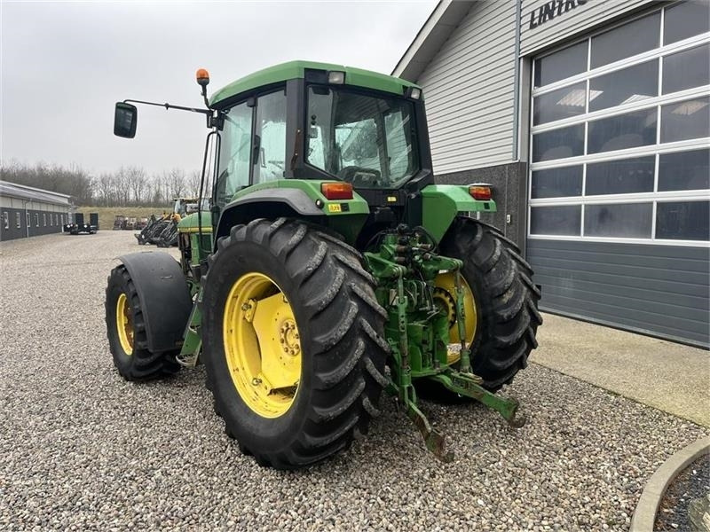 Traktor John Deere 6800 Med frontlift.: pilt 10
