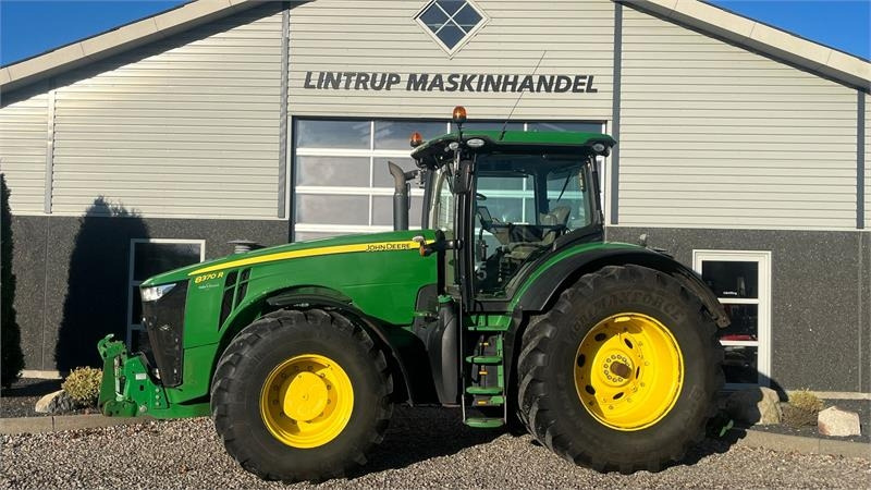 John Deere 8370R Med frontlift og fuld servicehistorik - Traktor: pilt 1 John Deere 8370R Med frontlift og fuld servicehistorik - Traktor: pilt 1