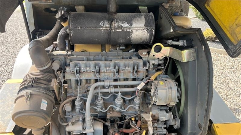 Kramer 750T Allrad med pallegafler og adabter. Med telesk - Minilaadur: pilt 5 Kramer 750T Allrad med pallegafler og adabter. Med telesk - Minilaadur: pilt 5