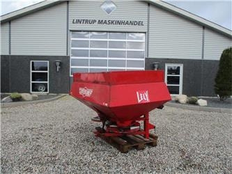 Lely Centerline CL 2400 Med hydraulisk tilt til kantspr - Sõnnikulaotur: pilt 1 Lely Centerline CL 2400 Med hydraulisk tilt til kantspr - Sõnnikulaotur: pilt 1