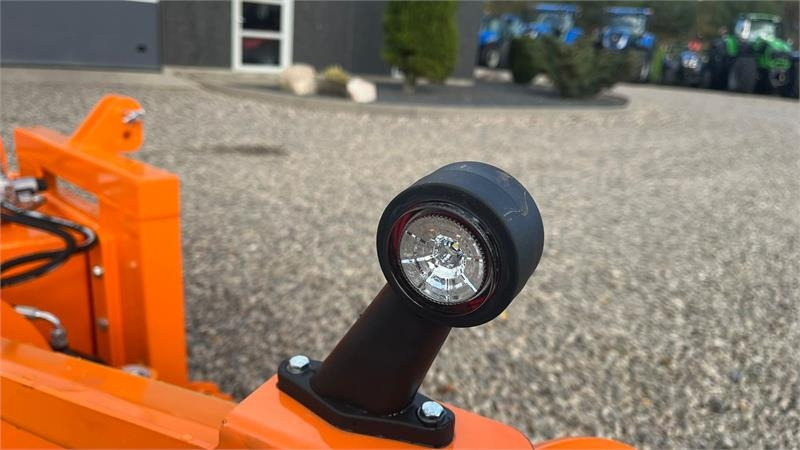 Lumesahk - Põllutööseade Limas Vario SHL 330 Med lys: pilt 7