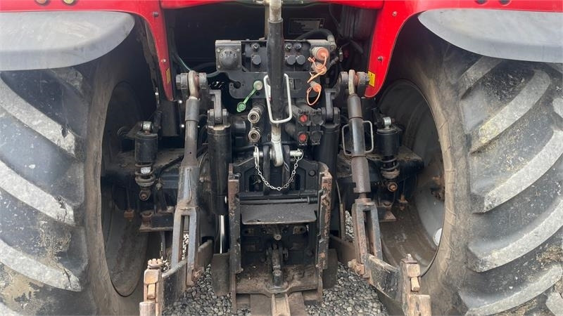 Massey Ferguson 6480 Dyna 4 Med frontlift og frontlæsser - Traktor: pilt 5 Massey Ferguson 6480 Dyna 4 Med frontlift og frontlæsser - Traktor: pilt 5