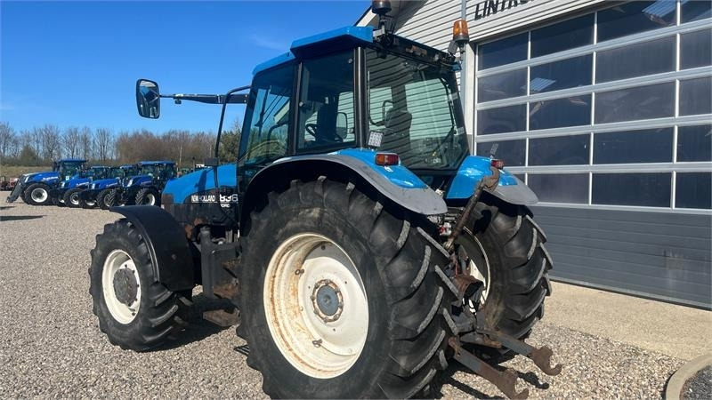 New Holland 8360 Rangecommand - Traktor: pilt 2 New Holland 8360 Rangecommand - Traktor: pilt 2