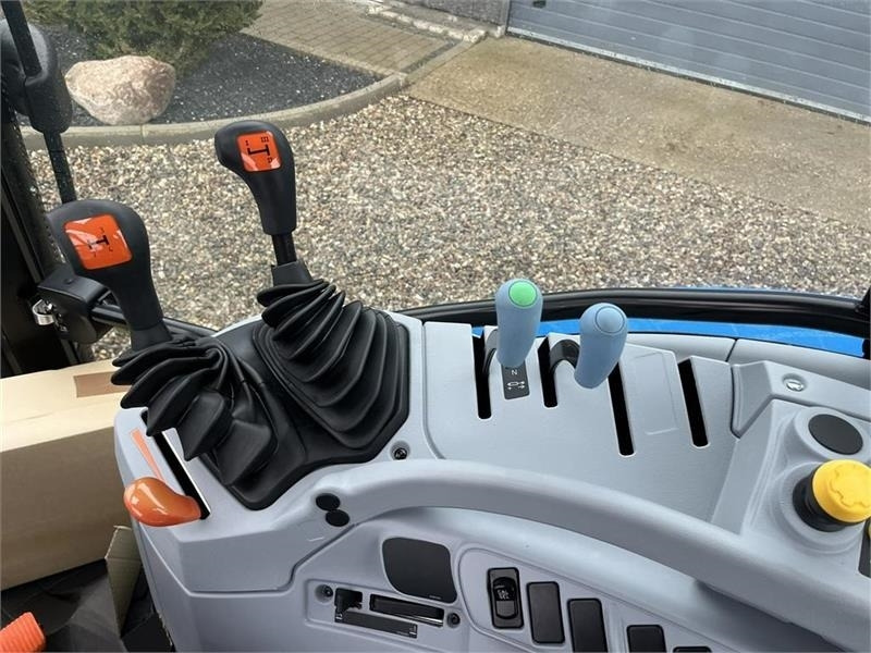 Traktor New Holland T6050 Delta - EXPORT: pilt 8