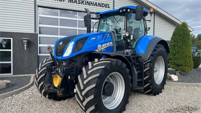 New Holland T7.315 HD med frontlift og front PTO.  - Traktor: pilt 2 New Holland T7.315 HD med frontlift og front PTO.  - Traktor: pilt 2