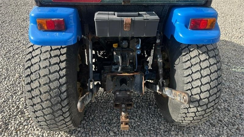 New Holland TC35DA Hydrostat - Traktor: pilt 4 New Holland TC35DA Hydrostat - Traktor: pilt 4