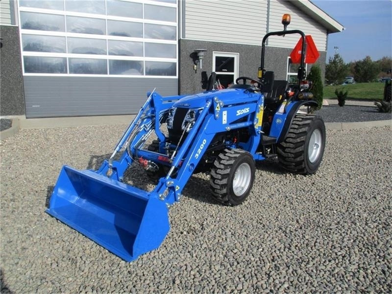 Solis 26 6+2 gearmaskine med Servostyrring og fuldhydrau - Munitsipaaltraktor: pilt 5 Solis 26 6+2 gearmaskine med Servostyrring og fuldhydrau - Munitsipaaltraktor: pilt 5