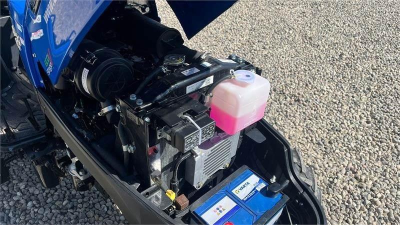 Munitsipaaltraktor Solis H26 HST Hydrostat med Traktor dæk: pilt 9
