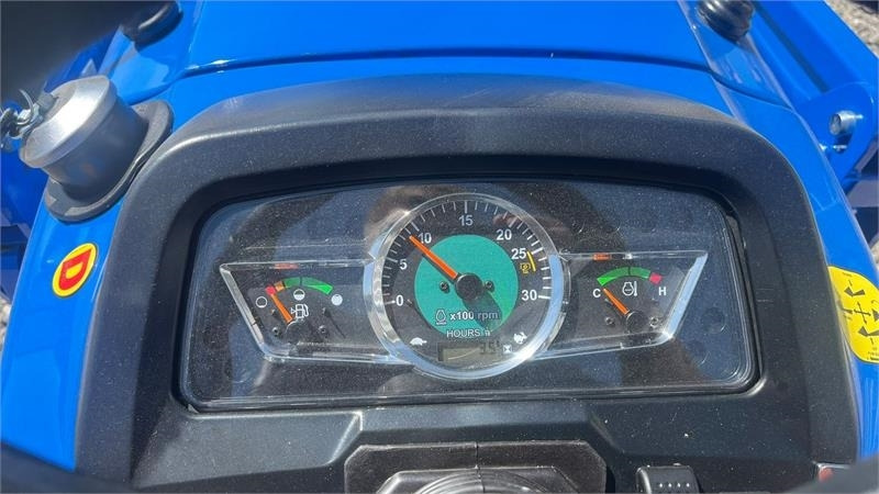 Munitsipaaltraktor Solis H26 HST Hydrostat med Traktor dæk: pilt 7