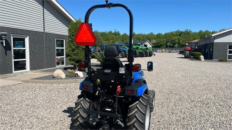 Munitsipaaltraktor Solis H26 HST Hydrostat med Traktor dæk: pilt 16