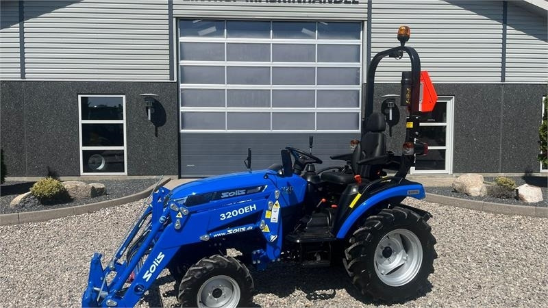 Solis H26 HST Med Frontlæsser - Munitsipaaltraktor: pilt 1 Solis H26 HST Med Frontlæsser - Munitsipaaltraktor: pilt 1
