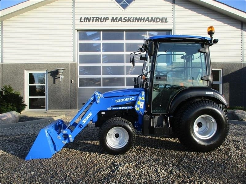 Solis H26 HST Med kabine, turf hjul og frontlæsser. - Munitsipaaltraktor: pilt 1 Solis H26 HST Med kabine, turf hjul og frontlæsser. - Munitsipaaltraktor: pilt 1