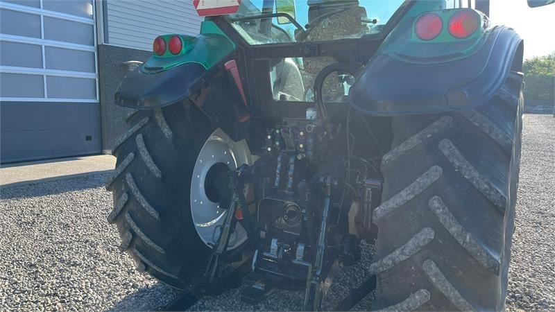 Traktor Valtra T130 med 3.5ton frontlift: pilt 12