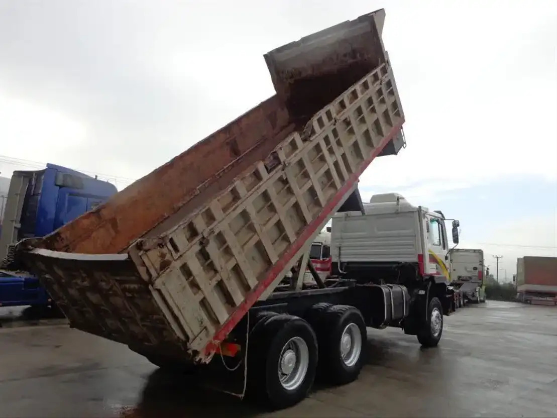 MAN 26.372 MAN 26.372 6X4 - Kallurauto: pilt 4 MAN 26.372 MAN 26.372 6X4 - Kallurauto: pilt 4