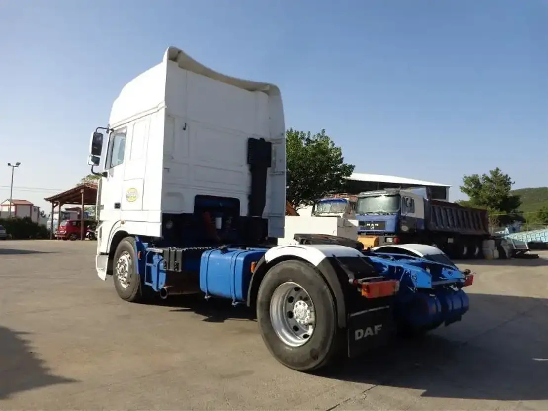 DAF XF 480 DAF XF.480 4X2 Super Space Intarder - Sadulveok: pilt 5 DAF XF 480 DAF XF.480 4X2 Super Space Intarder - Sadulveok: pilt 5