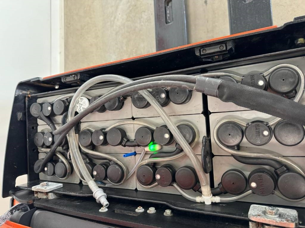 Toyota 10545 LPE200 - Kaubaaluste tõstuk: pilt 4 Toyota 10545 LPE200 - Kaubaaluste tõstuk: pilt 4