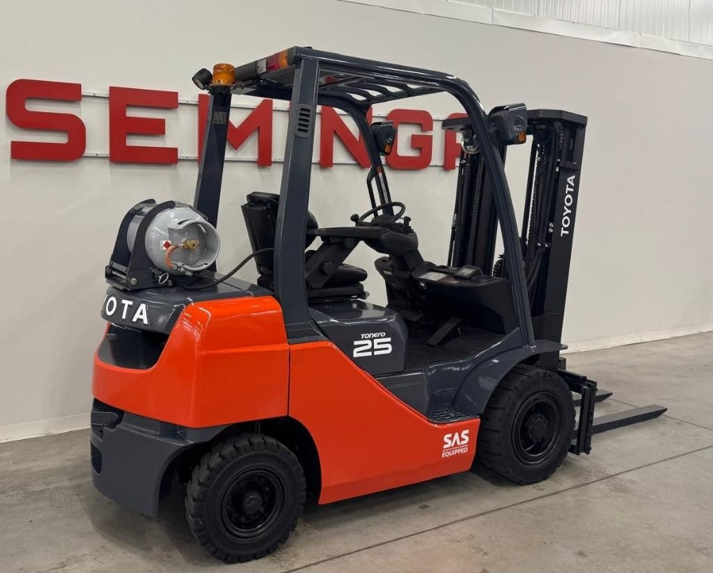 Toyota 10723 - 06-8FG25F - Gaasitõstuk: pilt 3 Toyota 10723 - 06-8FG25F - Gaasitõstuk: pilt 3