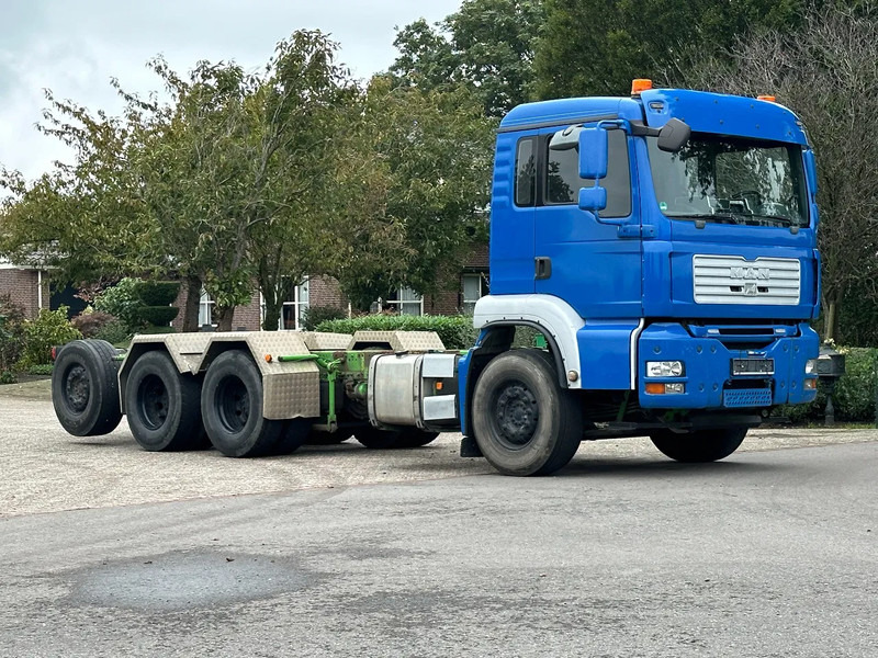 MAN TGA 35.480 8x4!!TRIPLE CHASSIS!! - Kabiinišassiiga veoauto: pilt 2 MAN TGA 35.480 8x4!!TRIPLE CHASSIS!! - Kabiinišassiiga veoauto: pilt 2