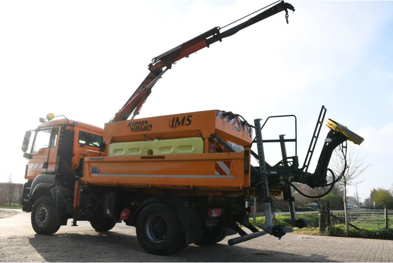 MAN TGS 18.320 4x4!! KRAN/!!!WINTERDIENST/DREISEITENKIPPER!!KOMMUNAL/KLIMA!! - Kallurauto, Kraanaga veoauto: pilt 5 MAN TGS 18.320 4x4!! KRAN/!!!WINTERDIENST/DREISEITENKIPPER!!KOMMUNAL/KLIMA!! - Kallurauto, Kraanaga veoauto: pilt 5