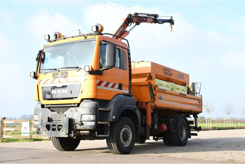 MAN TGS 18.320 4x4!! KRAN/!!!WINTERDIENST/DREISEITENKIPPER!!KOMMUNAL/KLIMA!! - Kallurauto, Kraanaga veoauto: pilt 3 MAN TGS 18.320 4x4!! KRAN/!!!WINTERDIENST/DREISEITENKIPPER!!KOMMUNAL/KLIMA!! - Kallurauto, Kraanaga veoauto: pilt 3