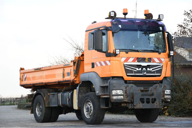 MAN TGS 18.320 AK!!4X4!! KIPPER MEILLER!!KOMMUNAL LKW!!KLIMA - Kallurauto: pilt 2 MAN TGS 18.320 AK!!4X4!! KIPPER MEILLER!!KOMMUNAL LKW!!KLIMA - Kallurauto: pilt 2