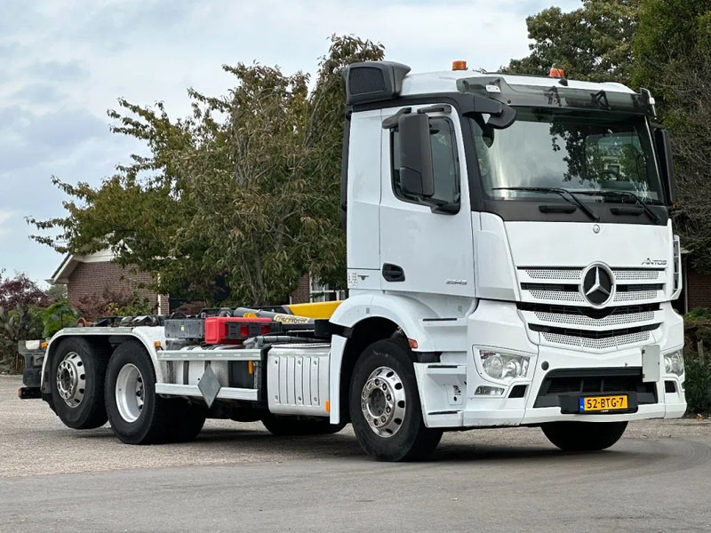 Mercedes-Benz Antos 2545!!EUR6 HAAK/ABROLLKIPPER!!KNICKARM!! - Konkstõstukiga veoauto: pilt 2 Mercedes-Benz Antos 2545!!EUR6 HAAK/ABROLLKIPPER!!KNICKARM!! - Konkstõstukiga veoauto: pilt 2
