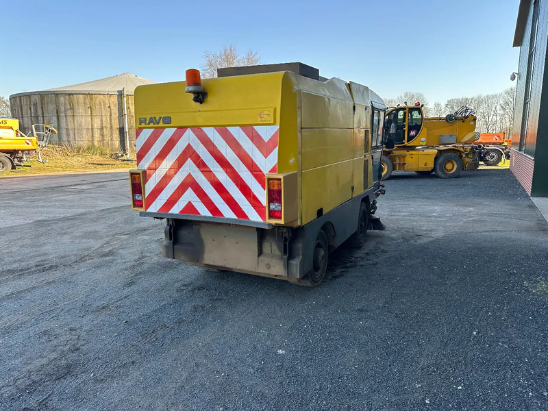 Ravo 530 VEEGMACHINE/SWEEPER!! - Tänavapühkimismasin: pilt 4 Ravo 530 VEEGMACHINE/SWEEPER!! - Tänavapühkimismasin: pilt 4