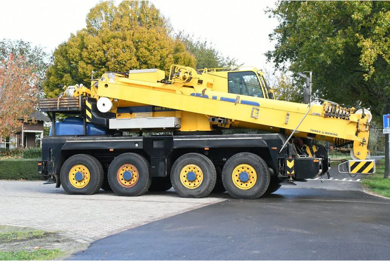 Terex-Demag AC60 CITY CLASS! Double cab!!8X8!! - Maastikukraana: pilt 3 Terex-Demag AC60 CITY CLASS! Double cab!!8X8!! - Maastikukraana: pilt 3