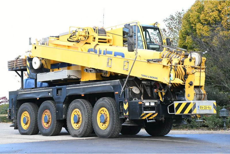 Terex-Demag AC60 CITY CLASS! Double cab!!8X8!! - Maastikukraana: pilt 2 Terex-Demag AC60 CITY CLASS! Double cab!!8X8!! - Maastikukraana: pilt 2