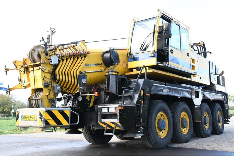 Terex-Demag AC60 CITY CLASS! Double cab!!8X8!! - Maastikukraana: pilt 4 Terex-Demag AC60 CITY CLASS! Double cab!!8X8!! - Maastikukraana: pilt 4
