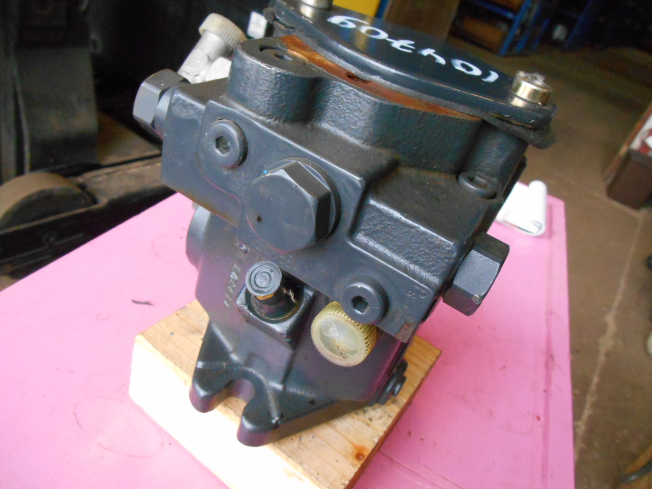 Bomag 2159220 - - Hüdrauliline pump - Ehitusmasinad: pilt 2 Bomag 2159220 - - Hüdrauliline pump - Ehitusmasinad: pilt 2