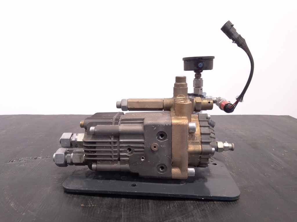 Bomag BM1200-35 - - Hüdrauliline pump - Ehitusmasinad: pilt 3 Bomag BM1200-35 - - Hüdrauliline pump - Ehitusmasinad: pilt 3