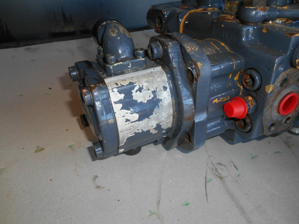 Bosch 0510525324 - - Roolipump - Ehitusmasinad: pilt 2 Bosch 0510525324 - - Roolipump - Ehitusmasinad: pilt 2