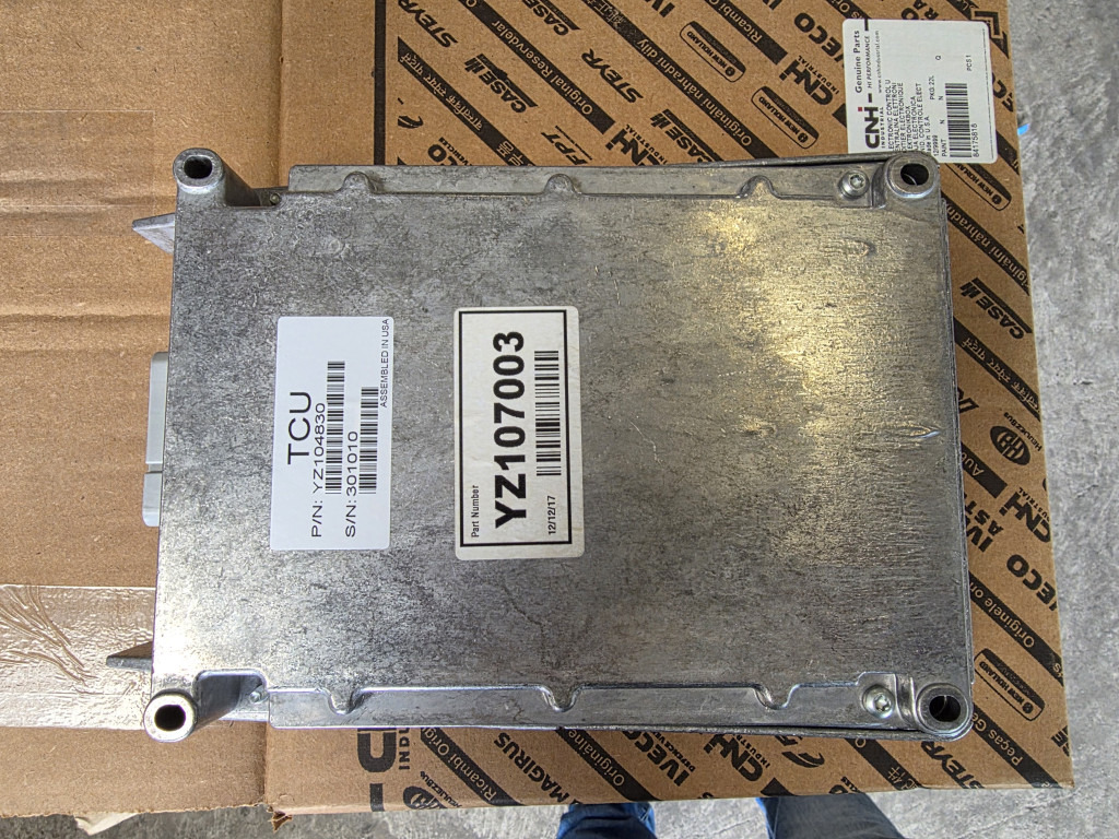 Case 84175818 - YZ107003 - Mootori juhtimisseade - Ehitusmasinad: pilt 2 Case 84175818 - YZ107003 - Mootori juhtimisseade - Ehitusmasinad: pilt 2