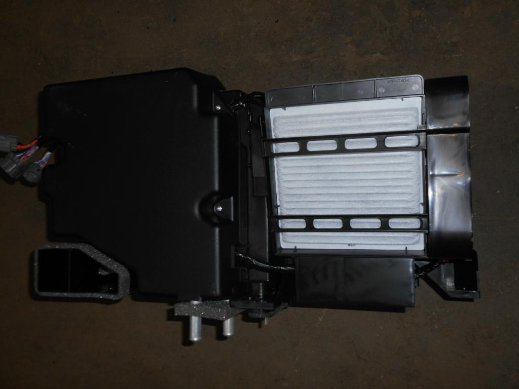 Caterpillar 2299081 - 3168917 - Kliimaseadme osa - Ehitusmasinad: pilt 4 Caterpillar 2299081 - 3168917 - Kliimaseadme osa - Ehitusmasinad: pilt 4