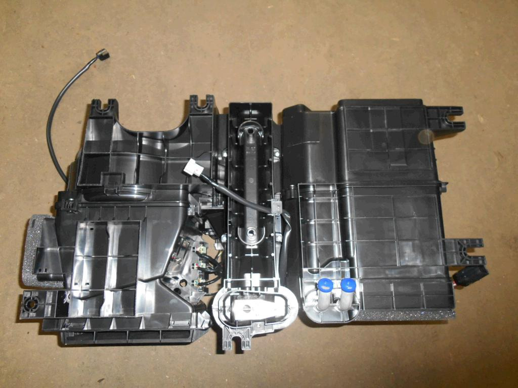 Caterpillar 3639493 - 3168972 - Kliimaseadme osa - Ehitusmasinad: pilt 4 Caterpillar 3639493 - 3168972 - Kliimaseadme osa - Ehitusmasinad: pilt 4