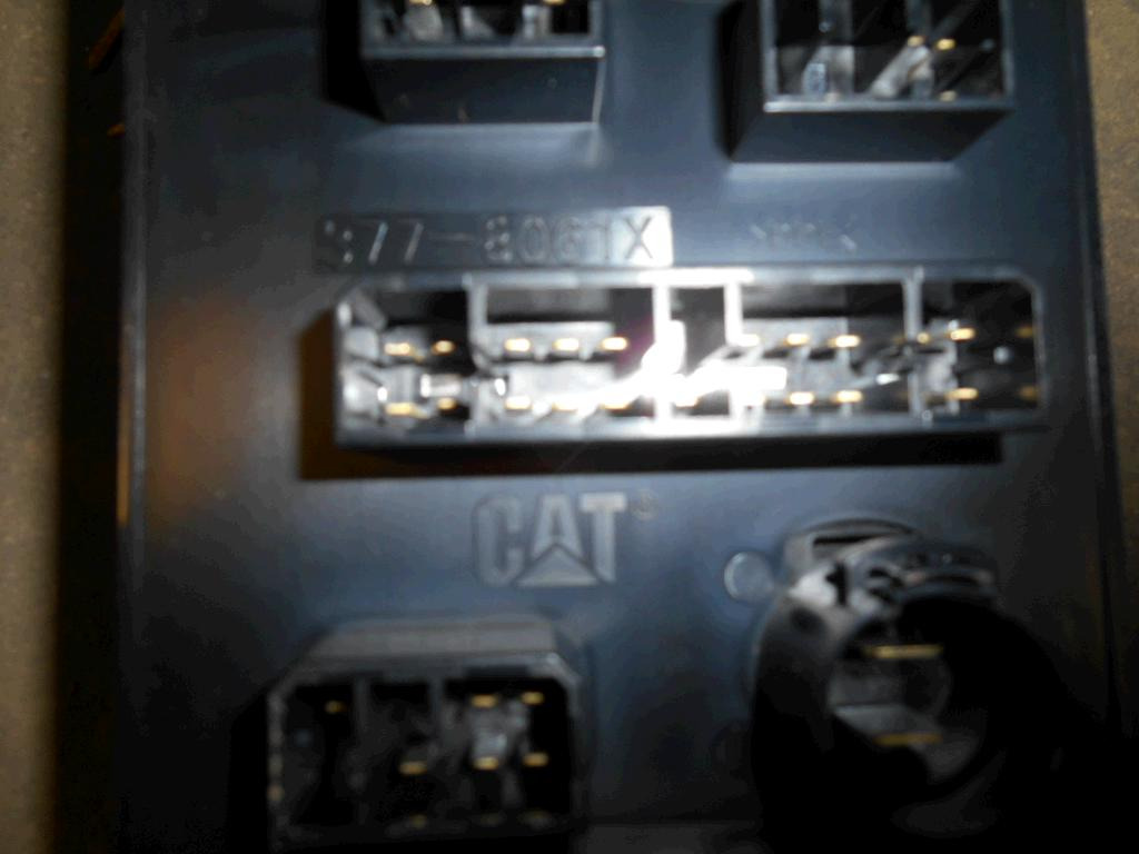 Caterpillar 3778061X - Kaitse - Ehitusmasinad: pilt 4 Caterpillar 3778061X - Kaitse - Ehitusmasinad: pilt 4