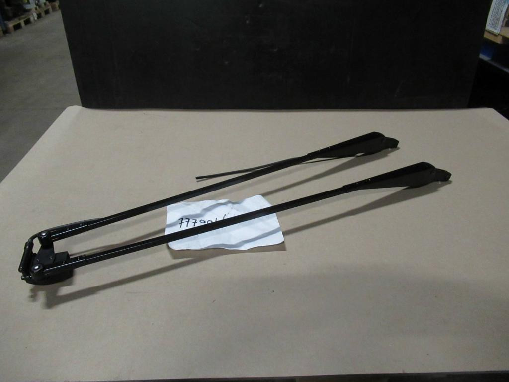 Caterpillar TIM119088 - - Klaasipuhasti - Ehitusmasinad: pilt 1 Caterpillar TIM119088 - - Klaasipuhasti - Ehitusmasinad: pilt 1