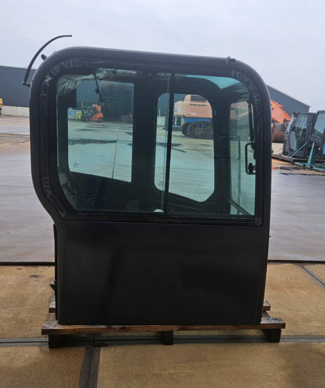 Doosan 220101-00070 - 220101-00070 - Kabiin - Ehitusmasinad: pilt 4 Doosan 220101-00070 - 220101-00070 - Kabiin - Ehitusmasinad: pilt 4