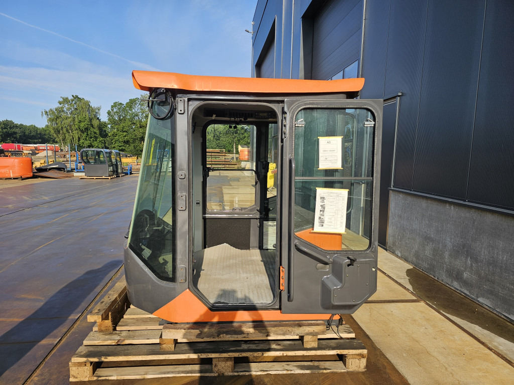 Uus Kabiin - Ehitusmasinad Doosan 220101-00229T - 220101-00229X: pilt 6