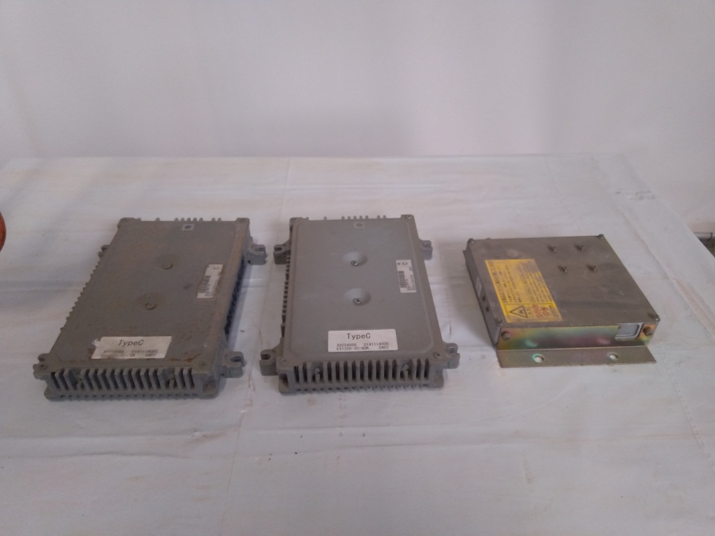 Hitachi 9254986 - Mootori juhtimisseade - Ehitusmasinad: pilt 1 Hitachi 9254986 - Mootori juhtimisseade - Ehitusmasinad: pilt 1