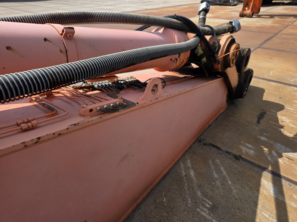 Hitachi EX750-5 - 9135250 - Poom - Ehitusmasinad: pilt 2 Hitachi EX750-5 - 9135250 - Poom - Ehitusmasinad: pilt 2