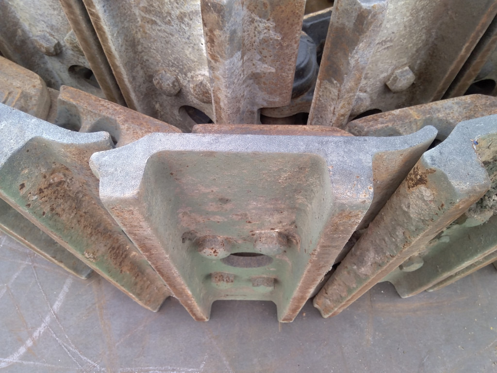 Hitachi ZX670-5 - - Relss - Ehitusmasinad: pilt 2 Hitachi ZX670-5 - - Relss - Ehitusmasinad: pilt 2