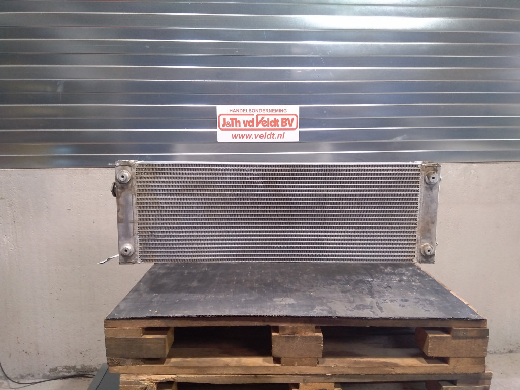 Hitachi ZX670LCH-3 - 4654973 - Radiaator - Ehitusmasinad: pilt 3 Hitachi ZX670LCH-3 - 4654973 - Radiaator - Ehitusmasinad: pilt 3