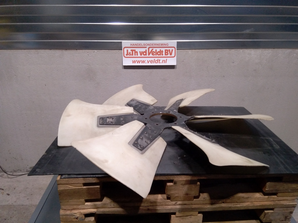 Hitachi ZX670LCH-3 - - Puhur - Ehitusmasinad: pilt 2 Hitachi ZX670LCH-3 - - Puhur - Ehitusmasinad: pilt 2