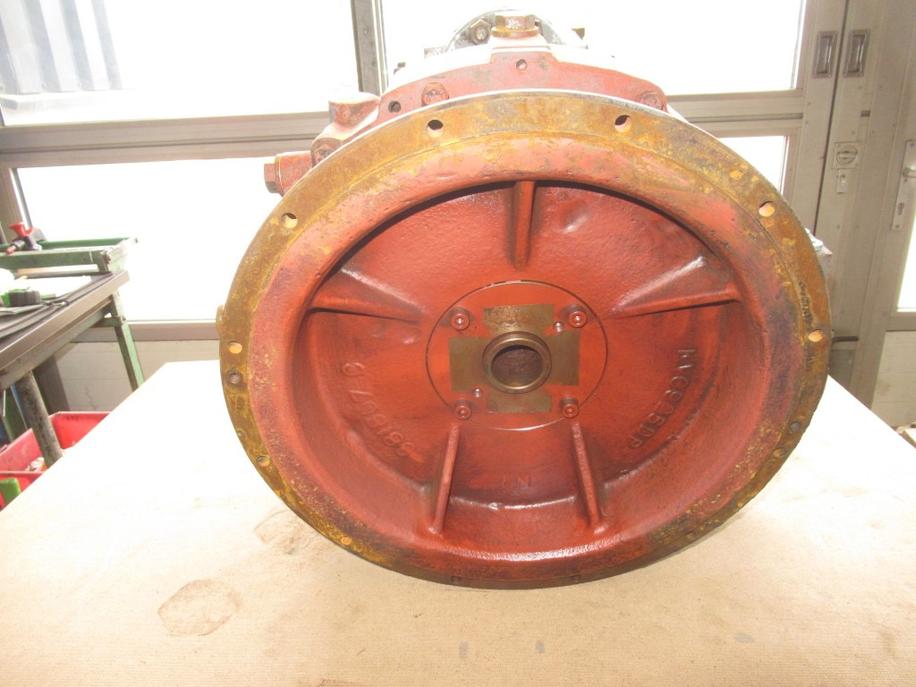 Kawasaki KVC925DP-R - - Hüdrauliline pump - Ehitusmasinad: pilt 4 Kawasaki KVC925DP-R - - Hüdrauliline pump - Ehitusmasinad: pilt 4