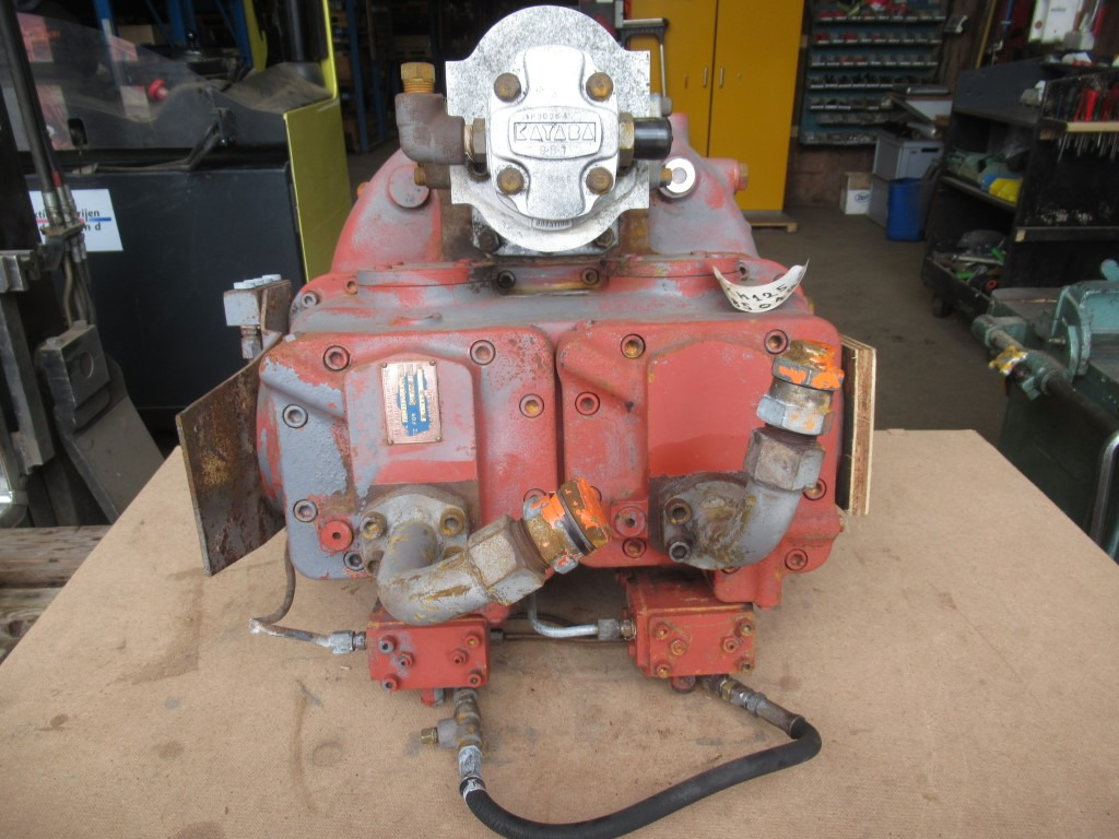 Kawasaki KVC925DP-R - - Hüdrauliline pump - Ehitusmasinad: pilt 2 Kawasaki KVC925DP-R - - Hüdrauliline pump - Ehitusmasinad: pilt 2