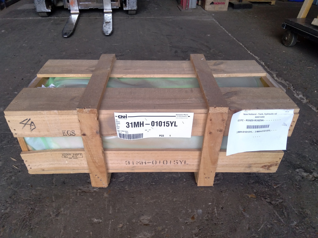 New Holland 31MH-01015YL - Hüdrauliline paak - Ehitusmasinad: pilt 2 New Holland 31MH-01015YL - Hüdrauliline paak - Ehitusmasinad: pilt 2