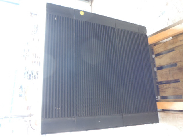 New Holland 4575660 - Jahutussüsteem - Ehitusmasinad: pilt 1 New Holland 4575660 - Jahutussüsteem - Ehitusmasinad: pilt 1