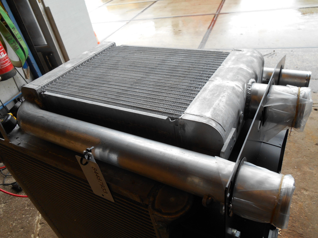 New Holland 84487933 - 87593096 - Jahutussüsteem - Ehitusmasinad: pilt 2 New Holland 84487933 - 87593096 - Jahutussüsteem - Ehitusmasinad: pilt 2